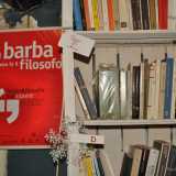 Le cassette di legno usate come scaffali